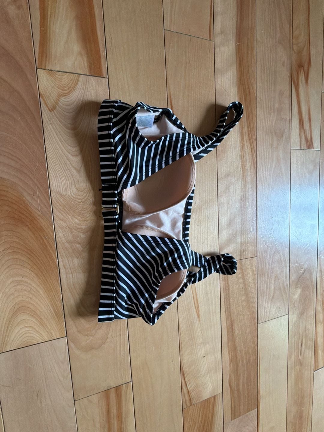 Kona Sol Women's Scoop Neck Bikini Top in Black and White Stripe size L 2