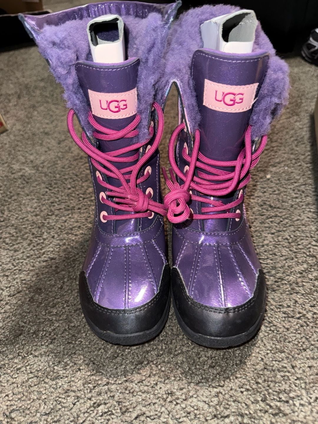 UGG Kids Butte II Waterproof Winter Boots in Purple/Pink Size 2 1