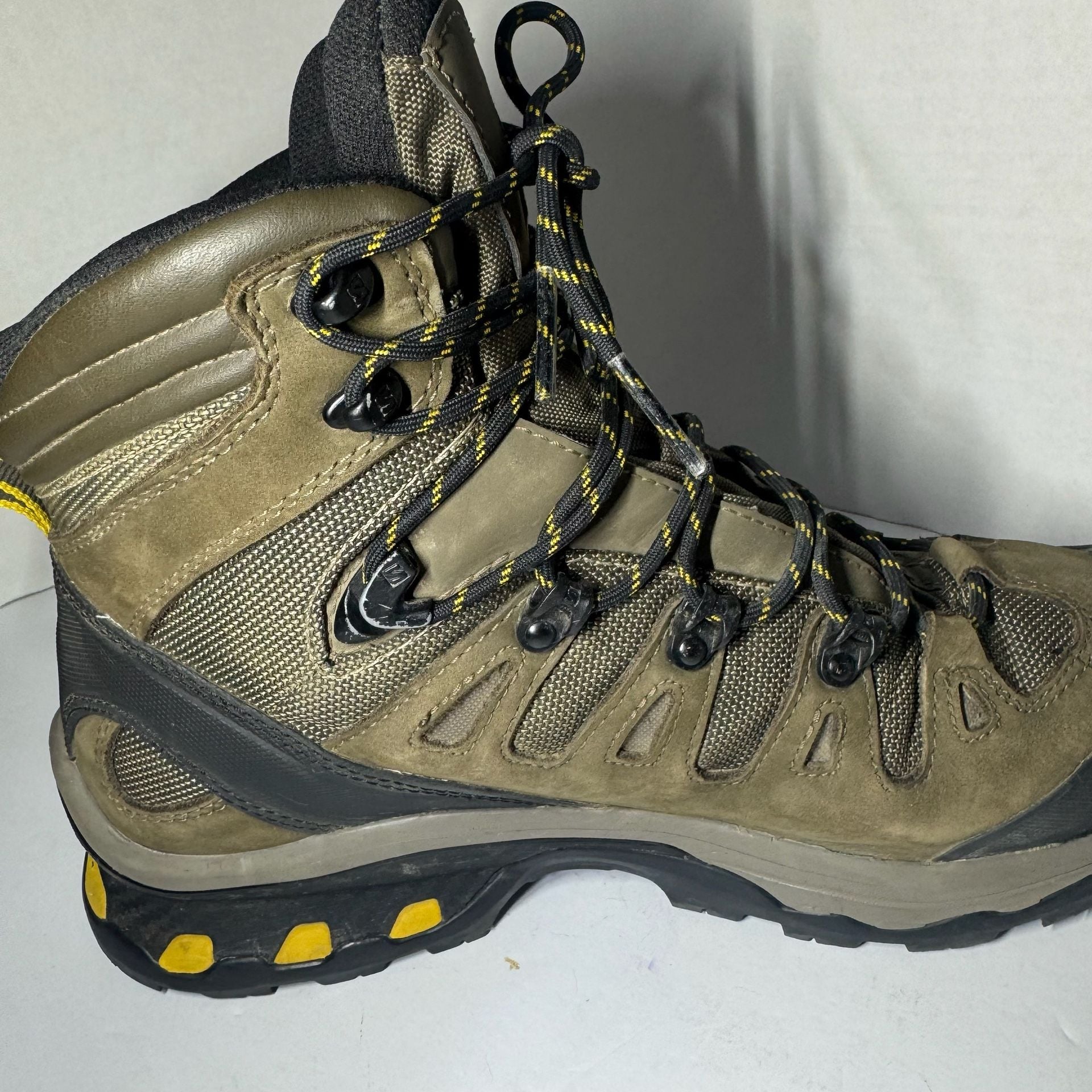 Salomon Quest 4D 3 GTX Gore-Tex Hiking Boots 18