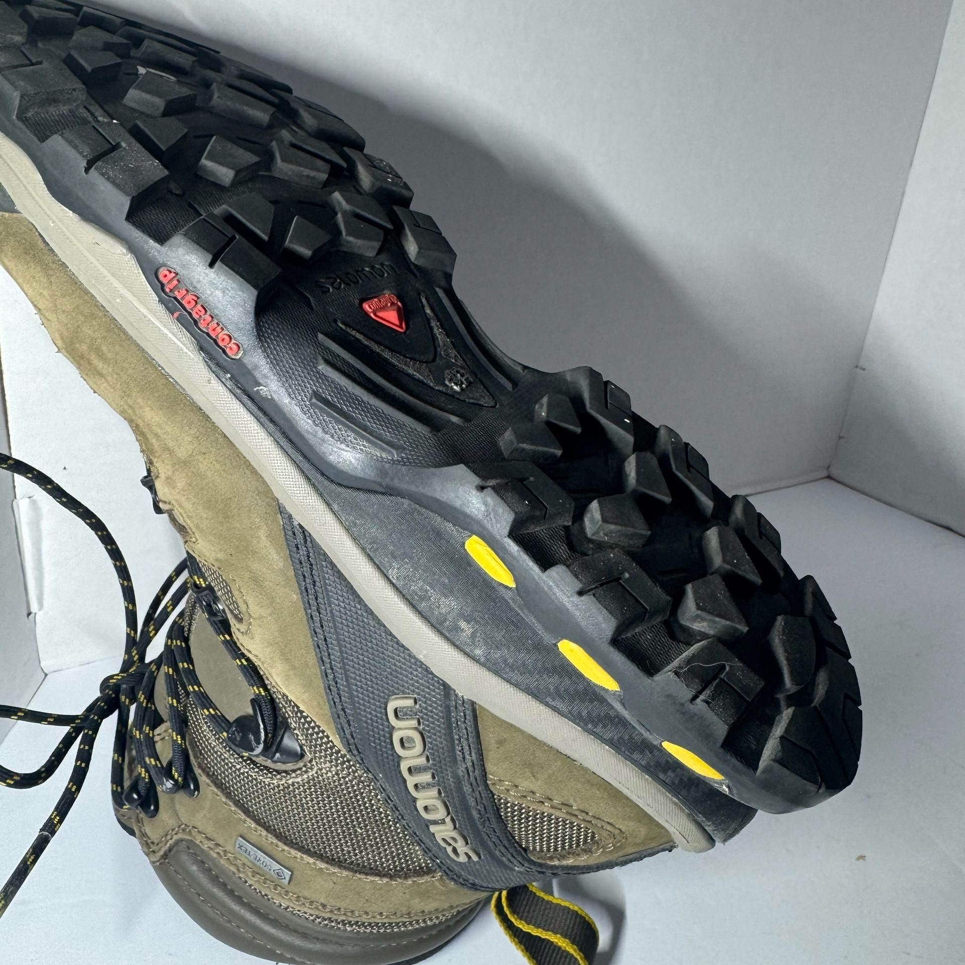Salomon Quest 4D 3 GTX Gore-Tex Hiking Boots 23