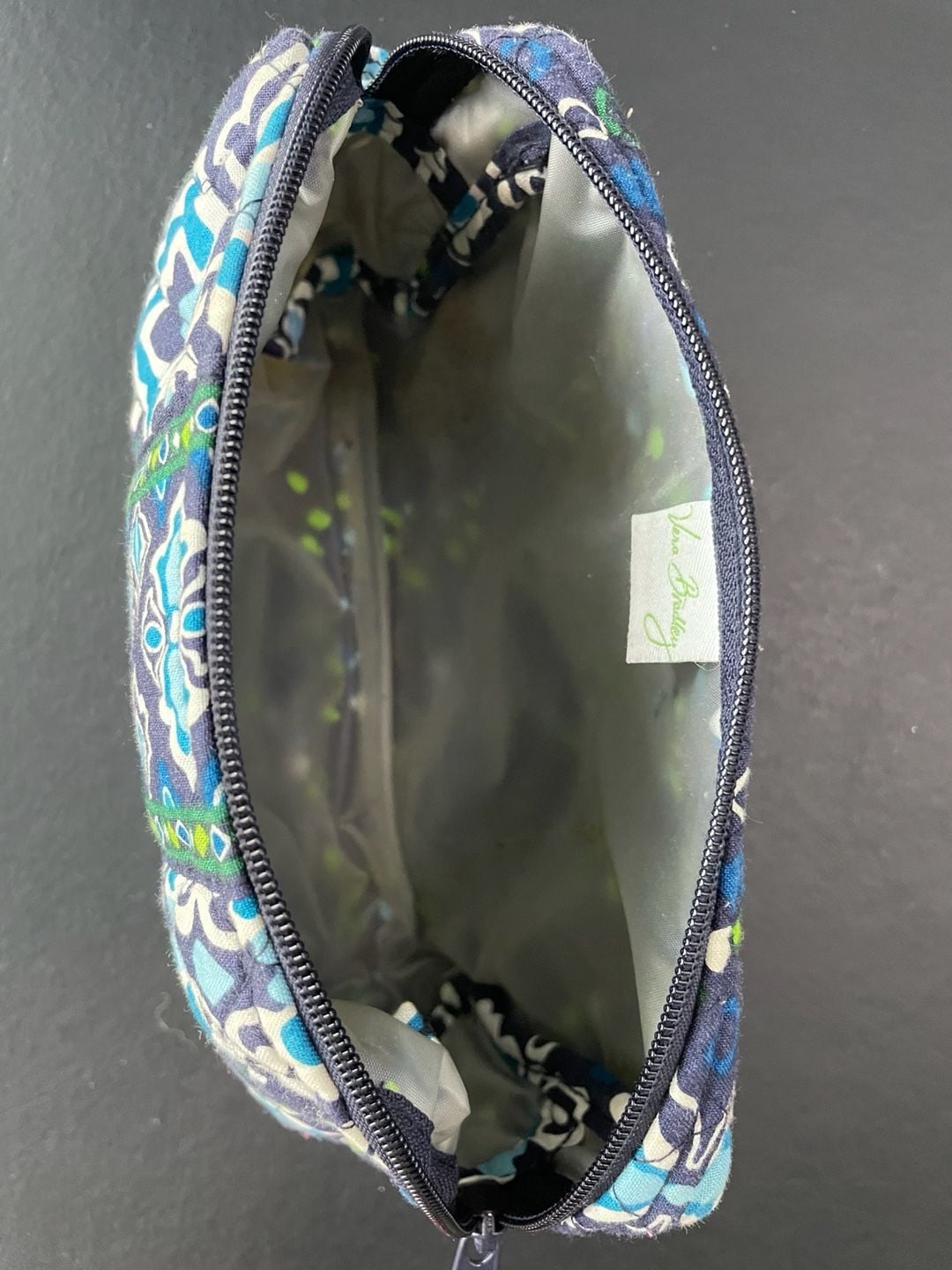 Vera Bradley Quilted Cotton Cosmetic Makeup Case in Ink Blue Medallion Pattern 8
