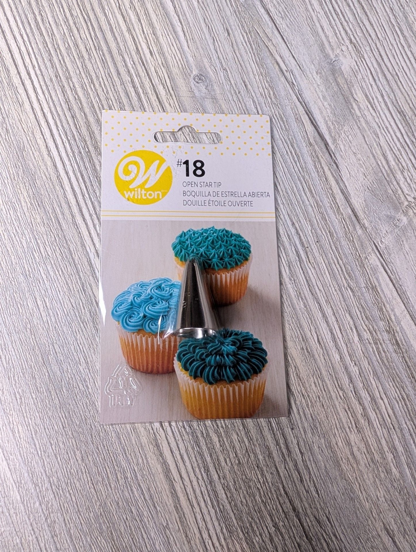 Wilton #18 Open Star Cake Decorating Piping Tip 1