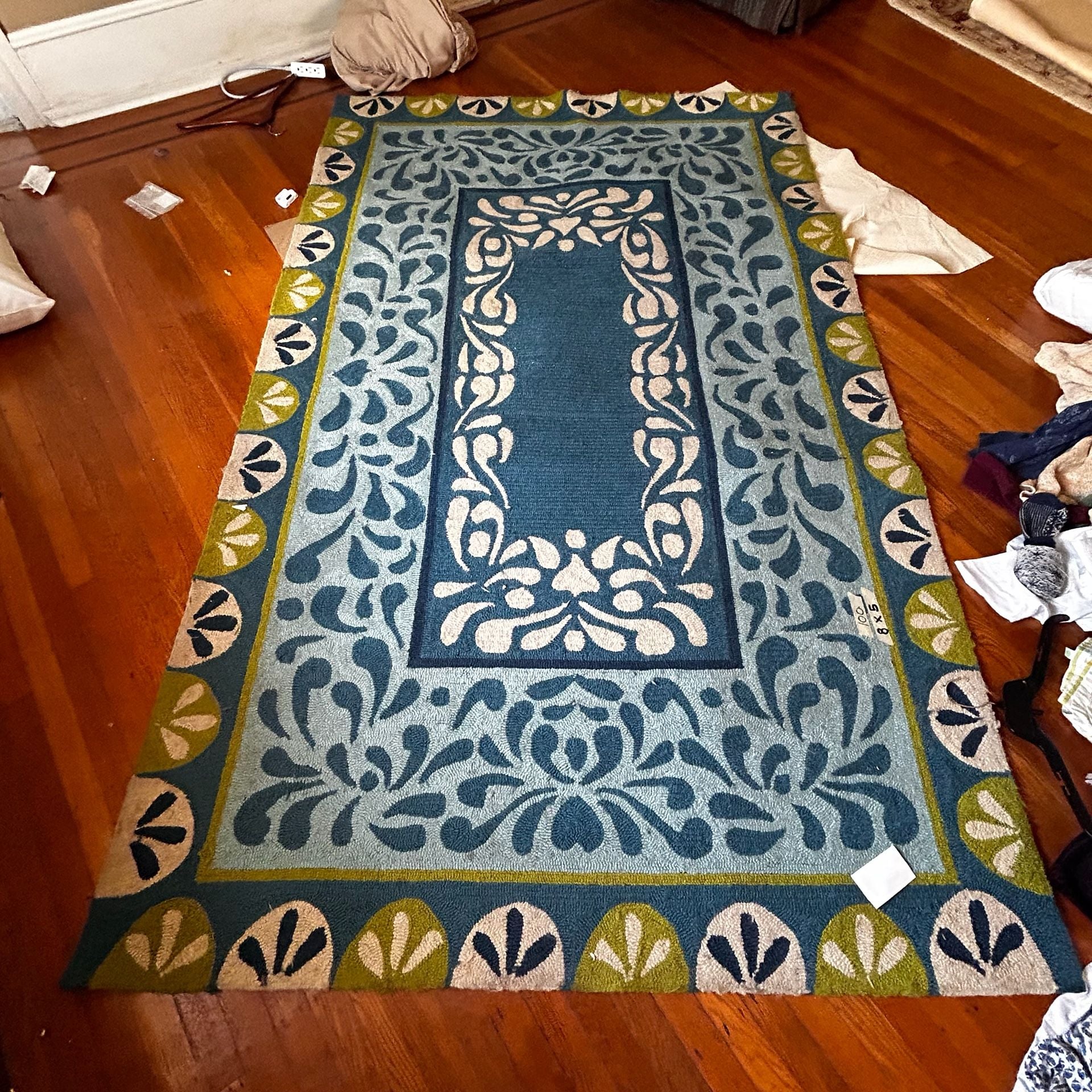Grandin Road Colorfields Laurel Border Indoor/Outdoor Hand-Hooked Area Rug 1