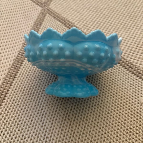 vintage Fenton hobnail pattern candle bowl, blue & white marbled slag glass,