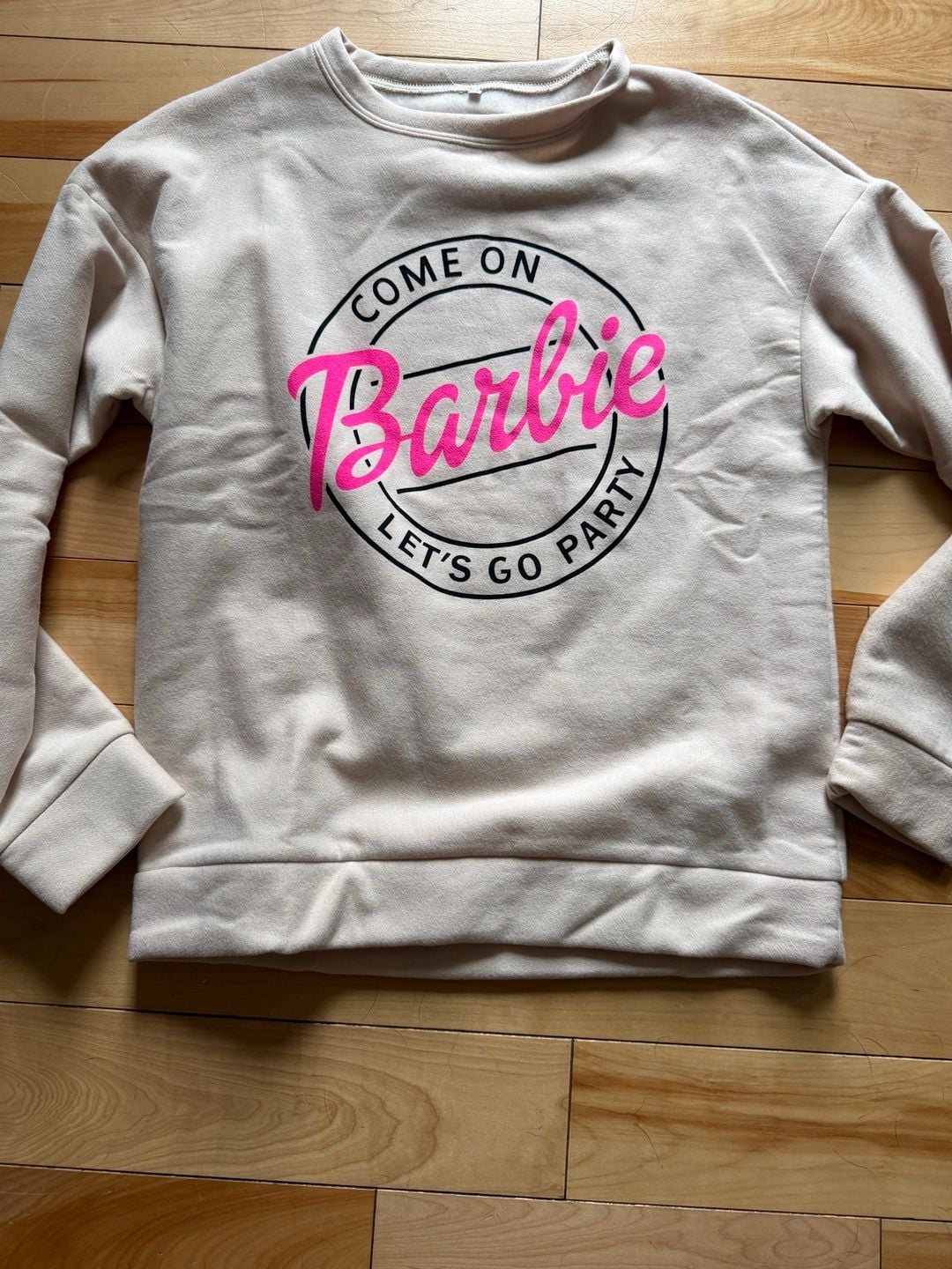 Size M Barbie 'Come On Barbie Let's Go Party' Cream Graphic Crewneck Sweatshirt NWOT 1