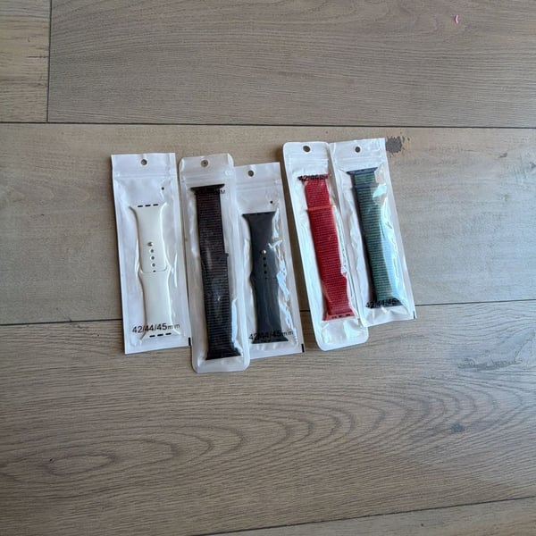 5-Piece Assorted Silicone and Nylon Sport Watch Bands for Apple Watch 42/44/45mm