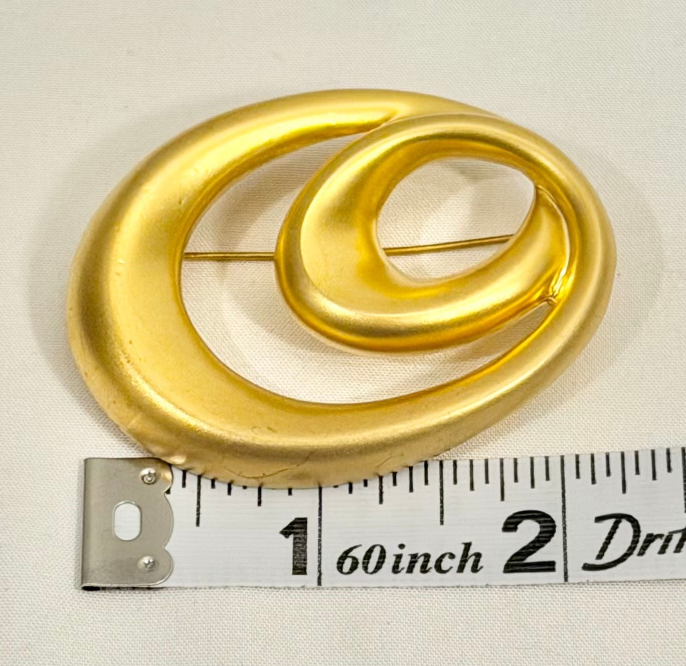 Vintage Large Gold Tone Sculptural Spiral Statement Brooch 4