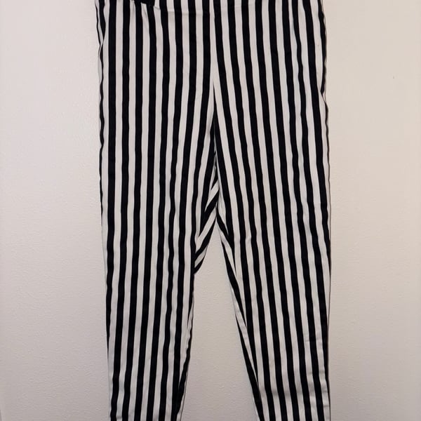 Junkfood Black and White Vertical Striped Elastic Waist Pants retro Sz Large