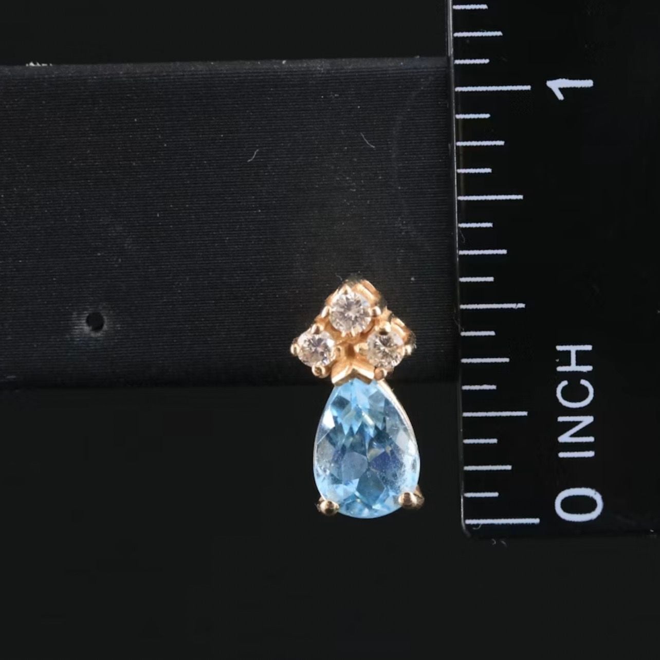14k Yellow Gold Pear-Shaped Aquamarine and Diamond Dangle Earrings 4