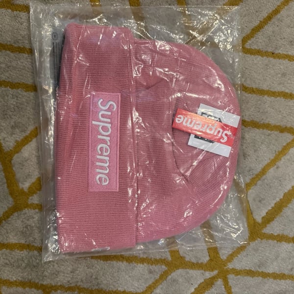 Supreme x New Era Box Logo Beanie 'Dusty Pink' FW24
