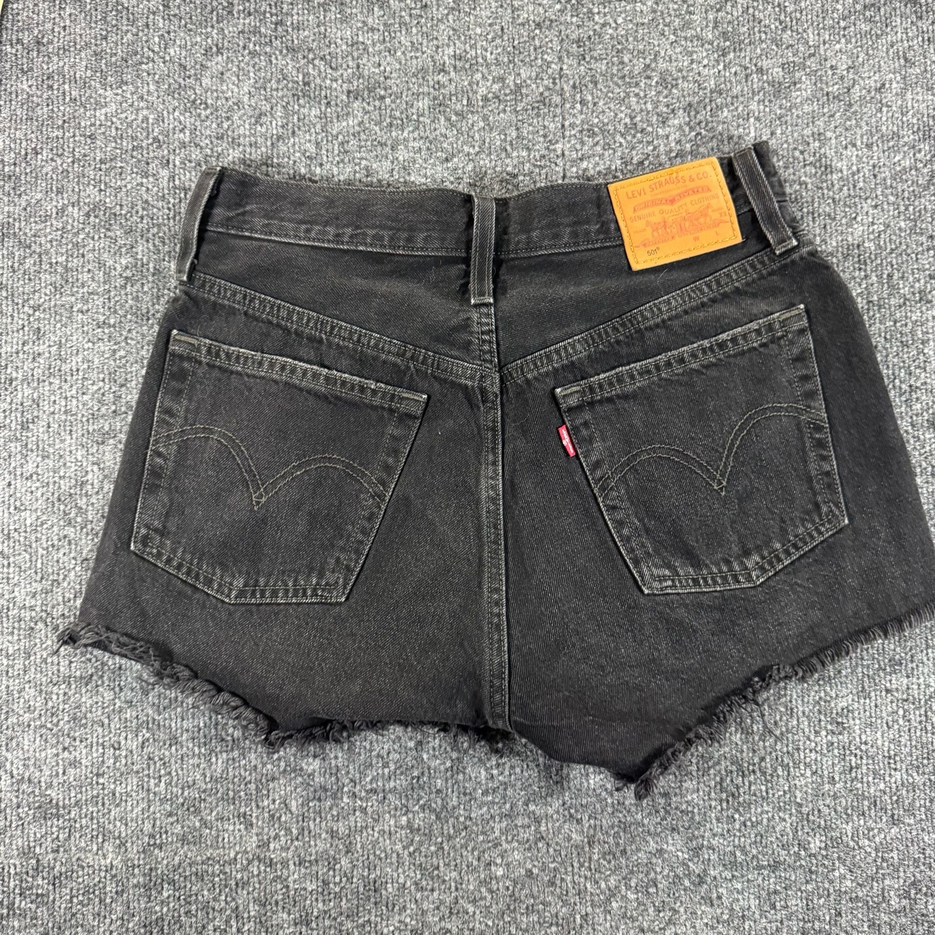 Levi's 501 Original High Rise Button Fly Black Distressed Cut-Off Denim Shorts 7