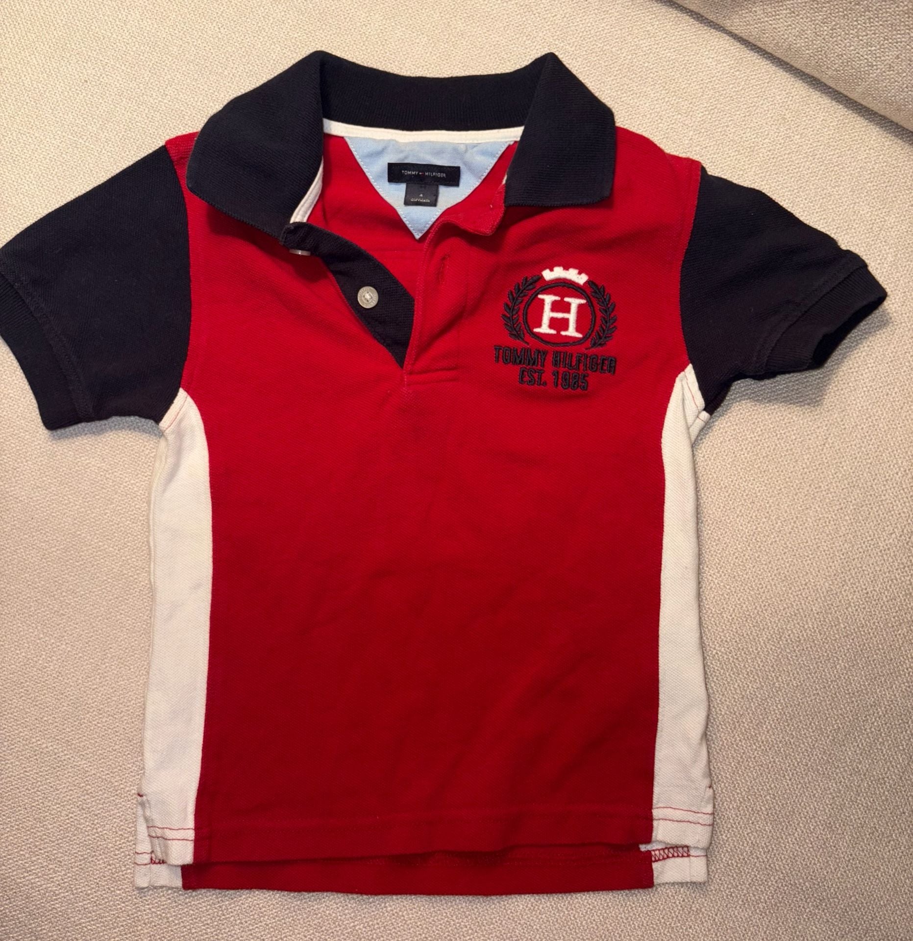 Tommy Hilfiger Kids Boys Short Sleeve Colorblock Polo Shirt Size 4 1