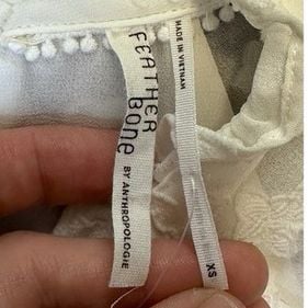 Anthropologie Feather Bone XS White Clip Dot Feminine Ruffle Neck Blouse Boho 4