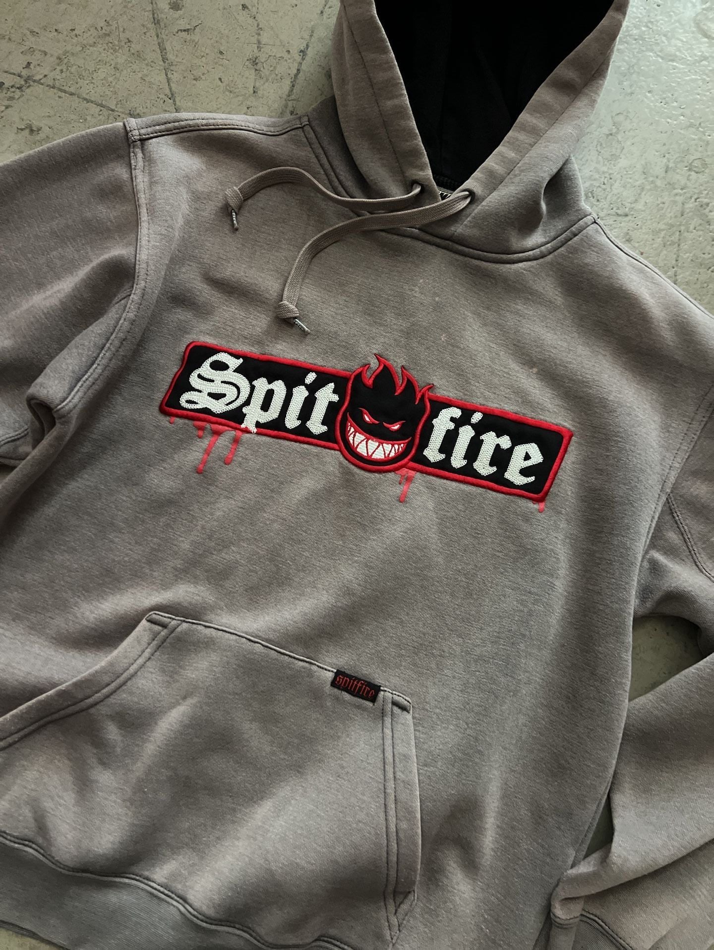 Youth Spitfire Immortal Fire Embroidered Pullover Hoodie, YOUTH Gray 3
