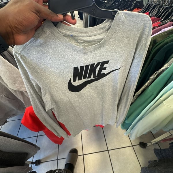 Nike Sportswear Men's Long Sleeve Grey Graphic T-Shirt