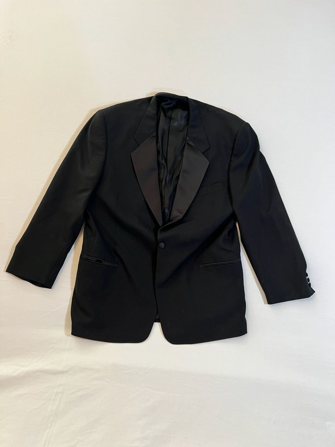 Louis Roth Vintage Men's Black Tuxedo Dinner Jacket with Satin Lapel 2