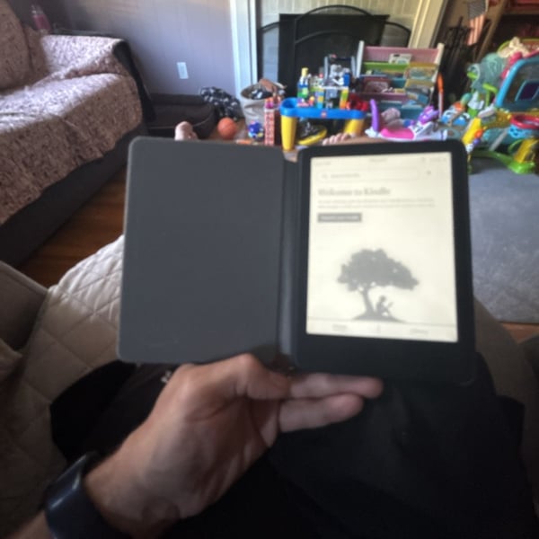 Kindle 11th Generation (2022 Release) E-Reader with Fabric Case