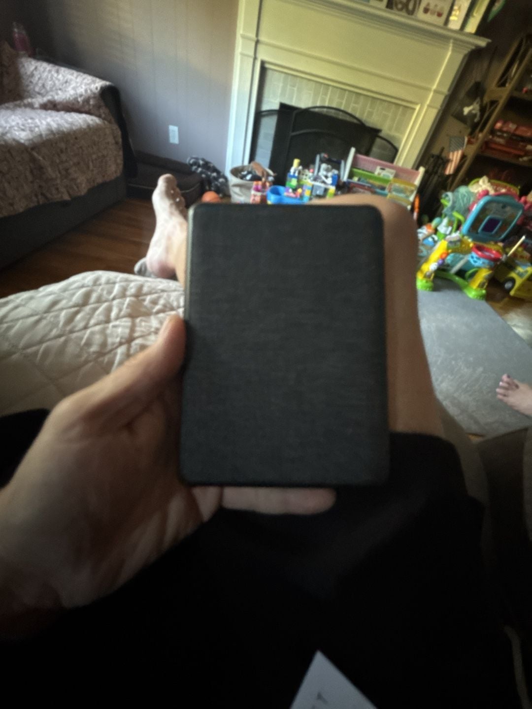 Kindle 11th Generation (2022 Release) E-Reader with Fabric Case 4
