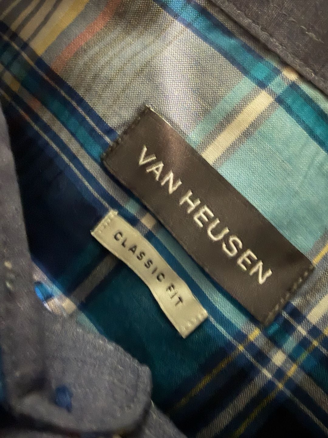 Van Heusen Classic Fit Men's Short Sleeve Plaid Button-Up Shirt 4