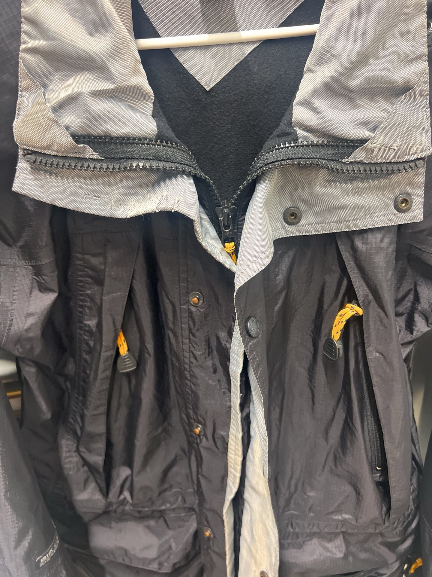 Vintage Eddie Bauer EBTEK Gore-Tex Performance Technology Hooded Jacket 4