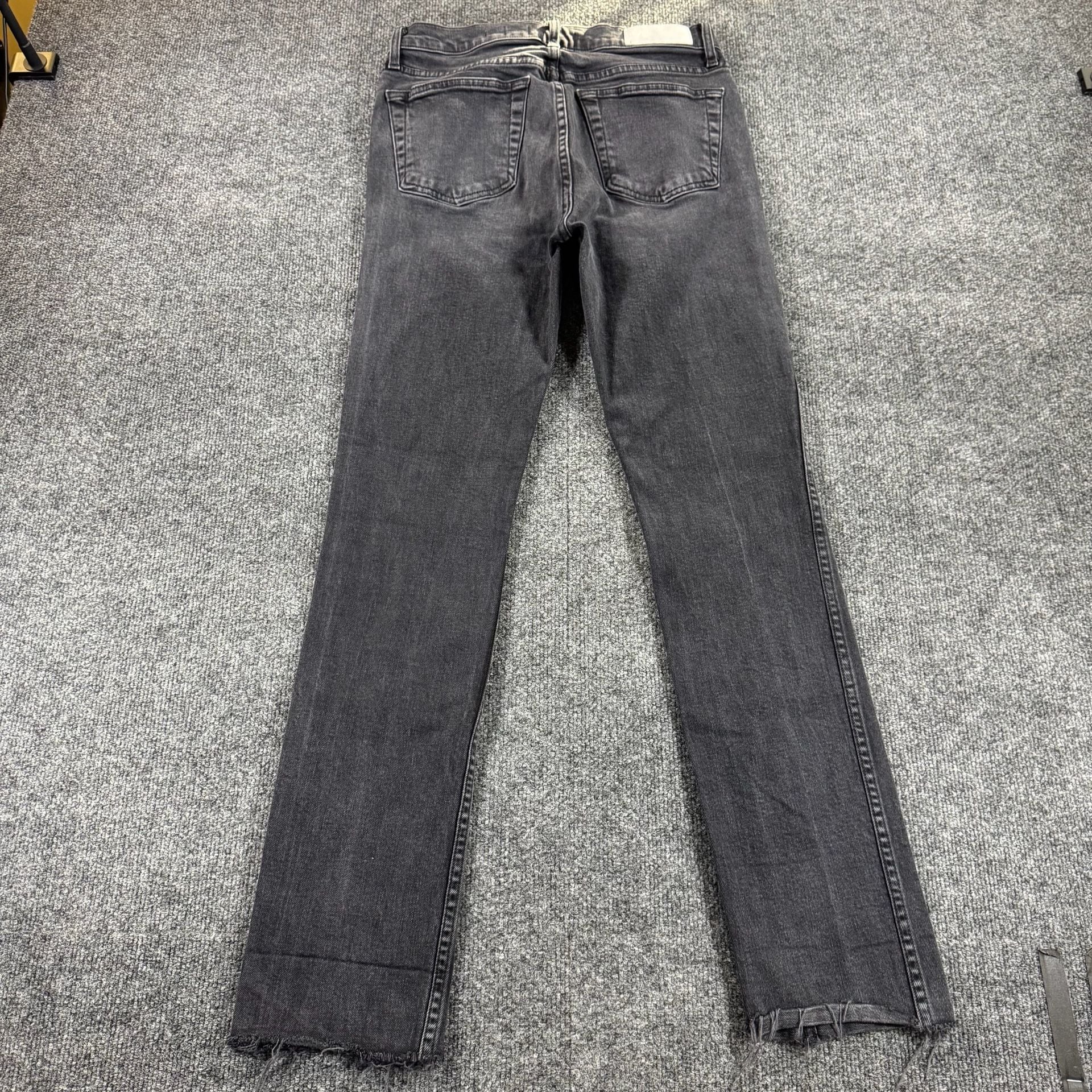 RE/DONE Originals High-Rise Straight Leg Jeans A
USA MADE 16