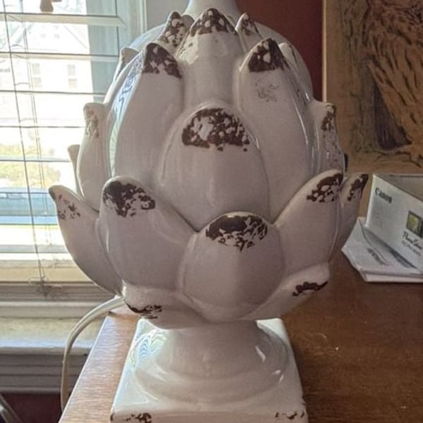 Scentsy Artichoke Ceramic Wax Warmer