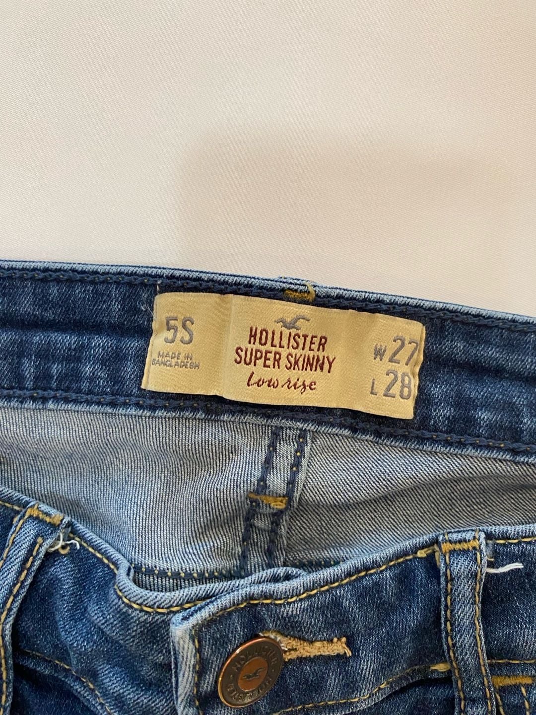 Hollister Super Skinny Low Rise Jeans Medium Wash Women's Size 5S (W27 L28) 3