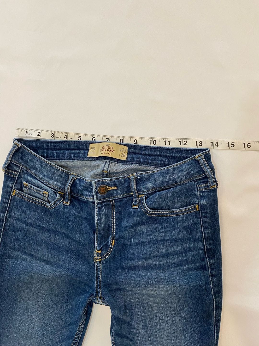 Hollister Super Skinny Low Rise Jeans Medium Wash Women's Size 5S (W27 L28) 4