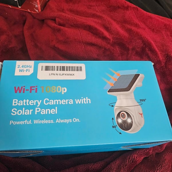 Clover Q50 1080p Battery Powered Wi-Fi Security Camera with Solar Panel