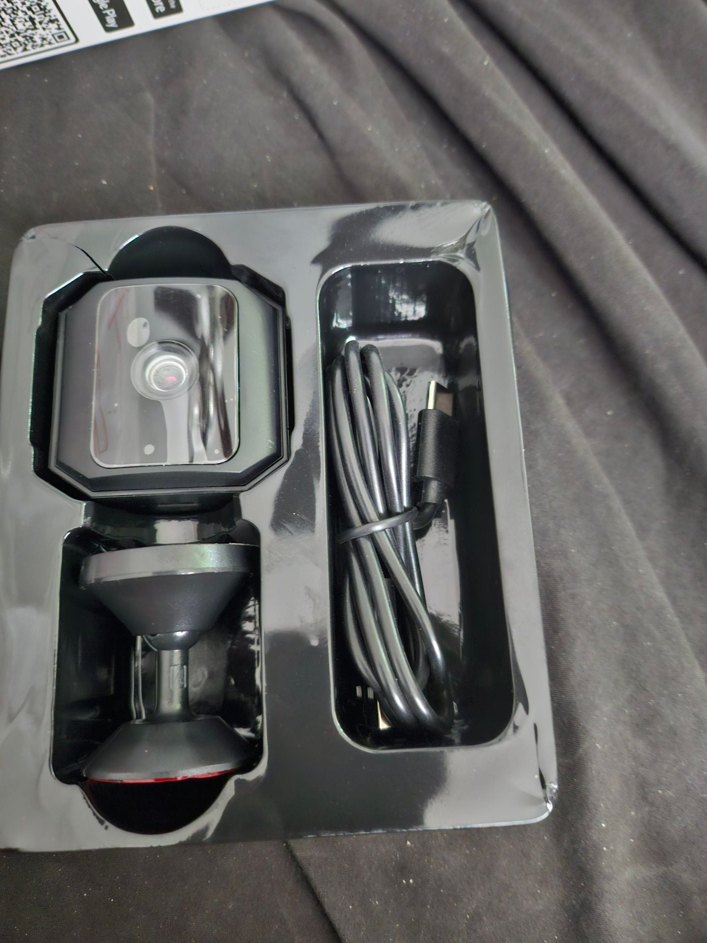 Selfiecom P10 Battery IP Camera with Real-Time Monitoring 7