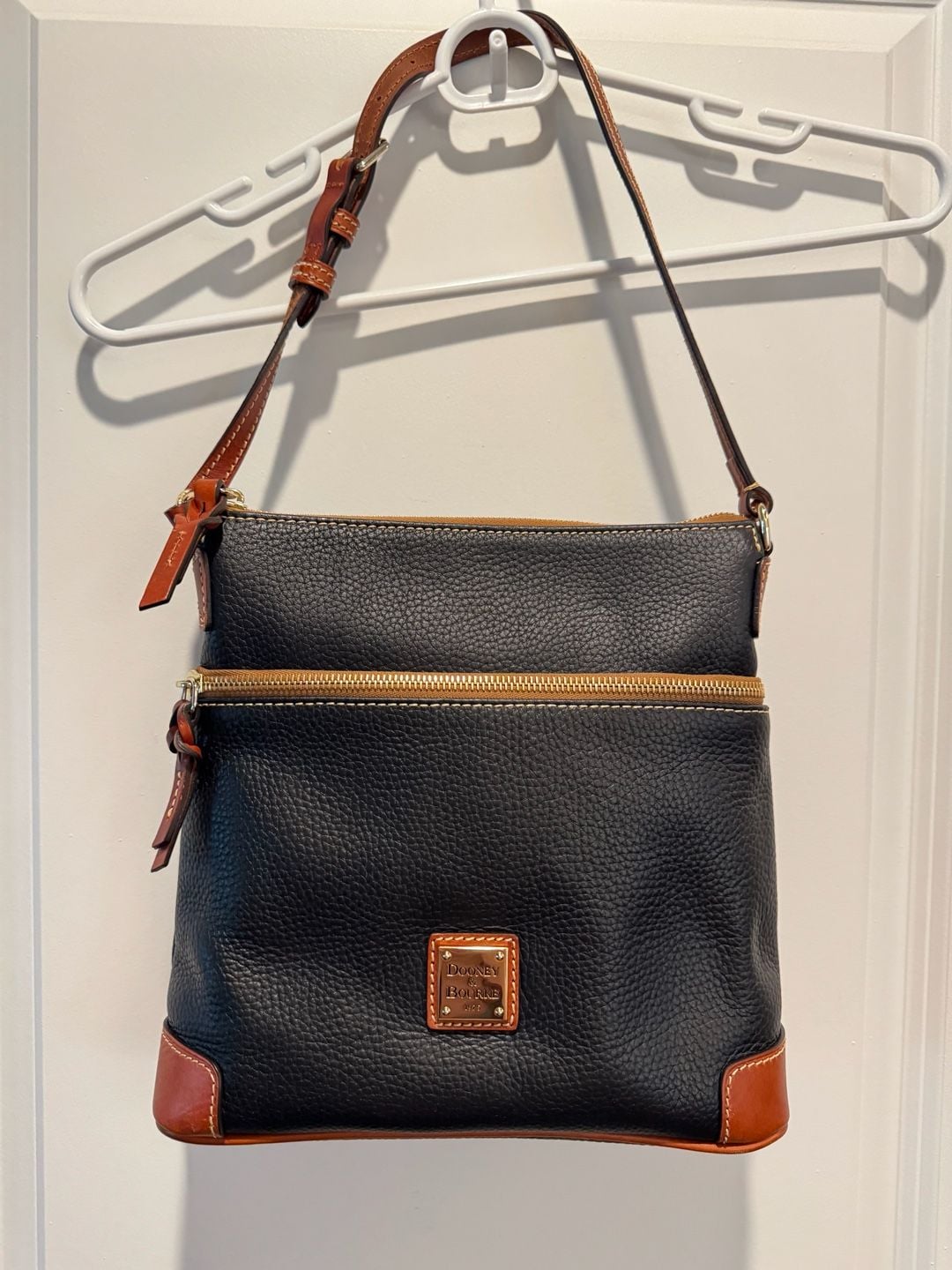 Dooney & Bourke Pebble Grain Leather Crossbody Bag in Black/Tan 2