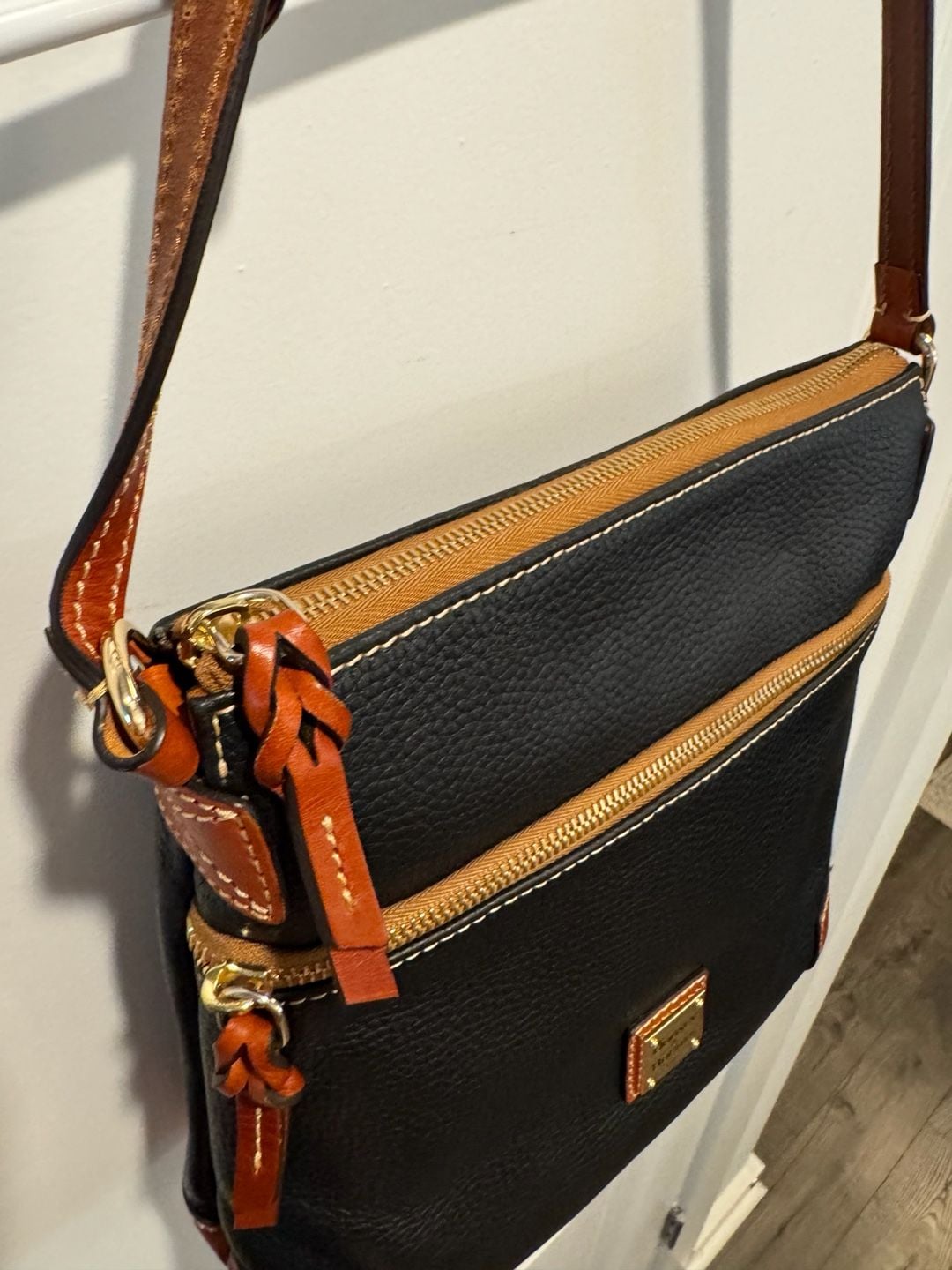 Dooney & Bourke Pebble Grain Leather Crossbody Bag in Black/Tan 7