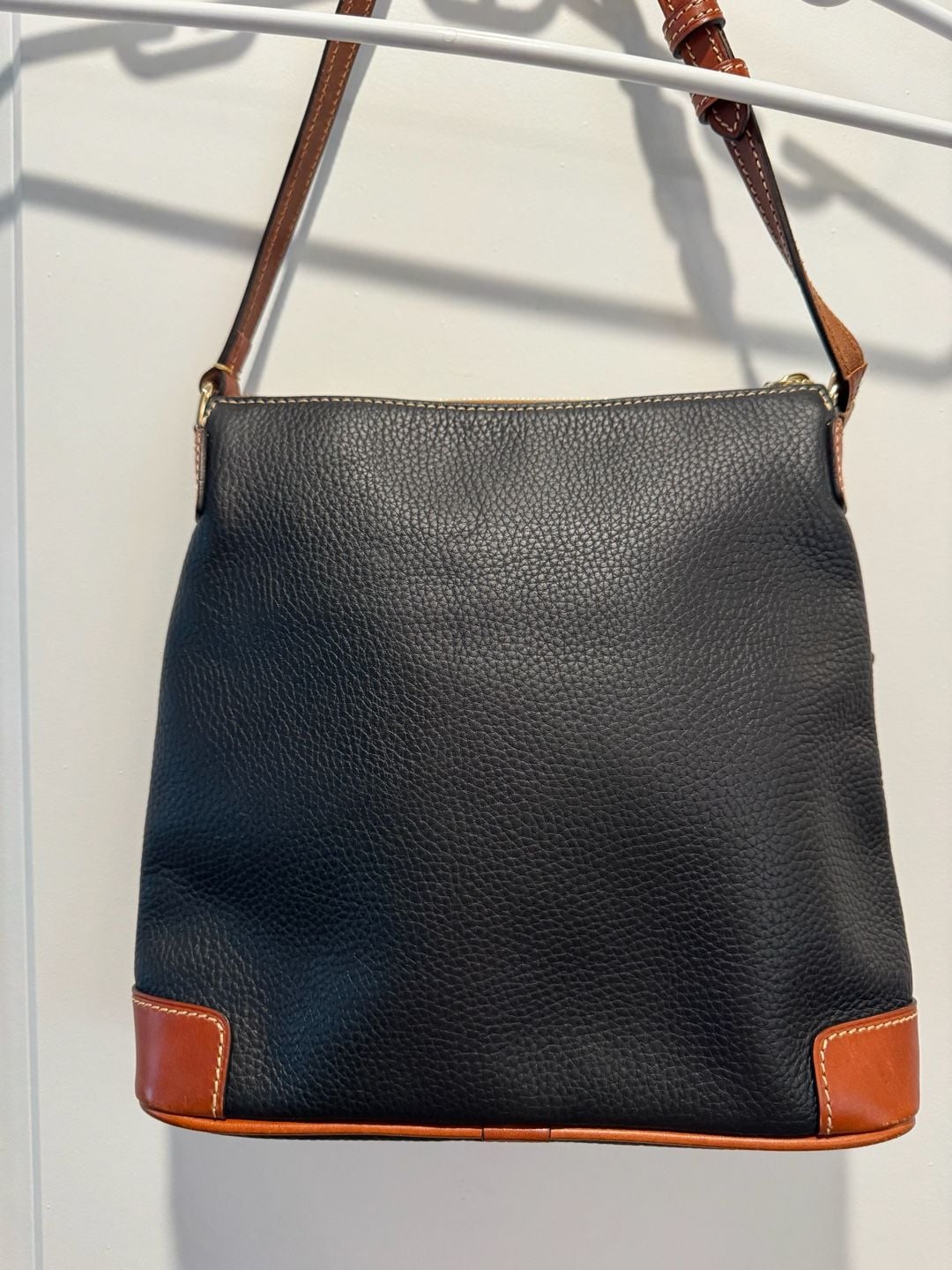 Dooney & Bourke Pebble Grain Leather Crossbody Bag in Black/Tan 9