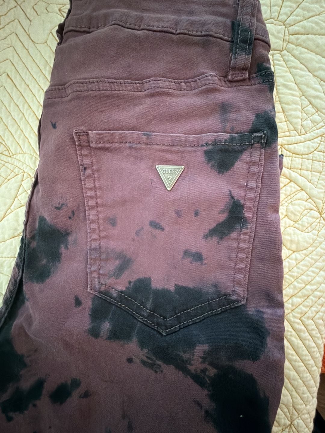 GUESS Burgundy Tie-Dye Wash Skinny Jeans size 28 2