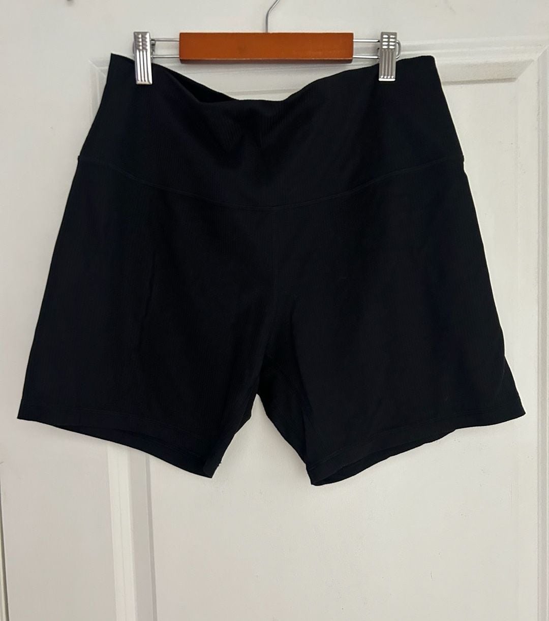 Lululemon Align High-Rise Ribbed Biker Shorts, Size 14 2