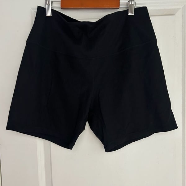 Lululemon Align High-Rise Ribbed Biker Shorts, Size 14