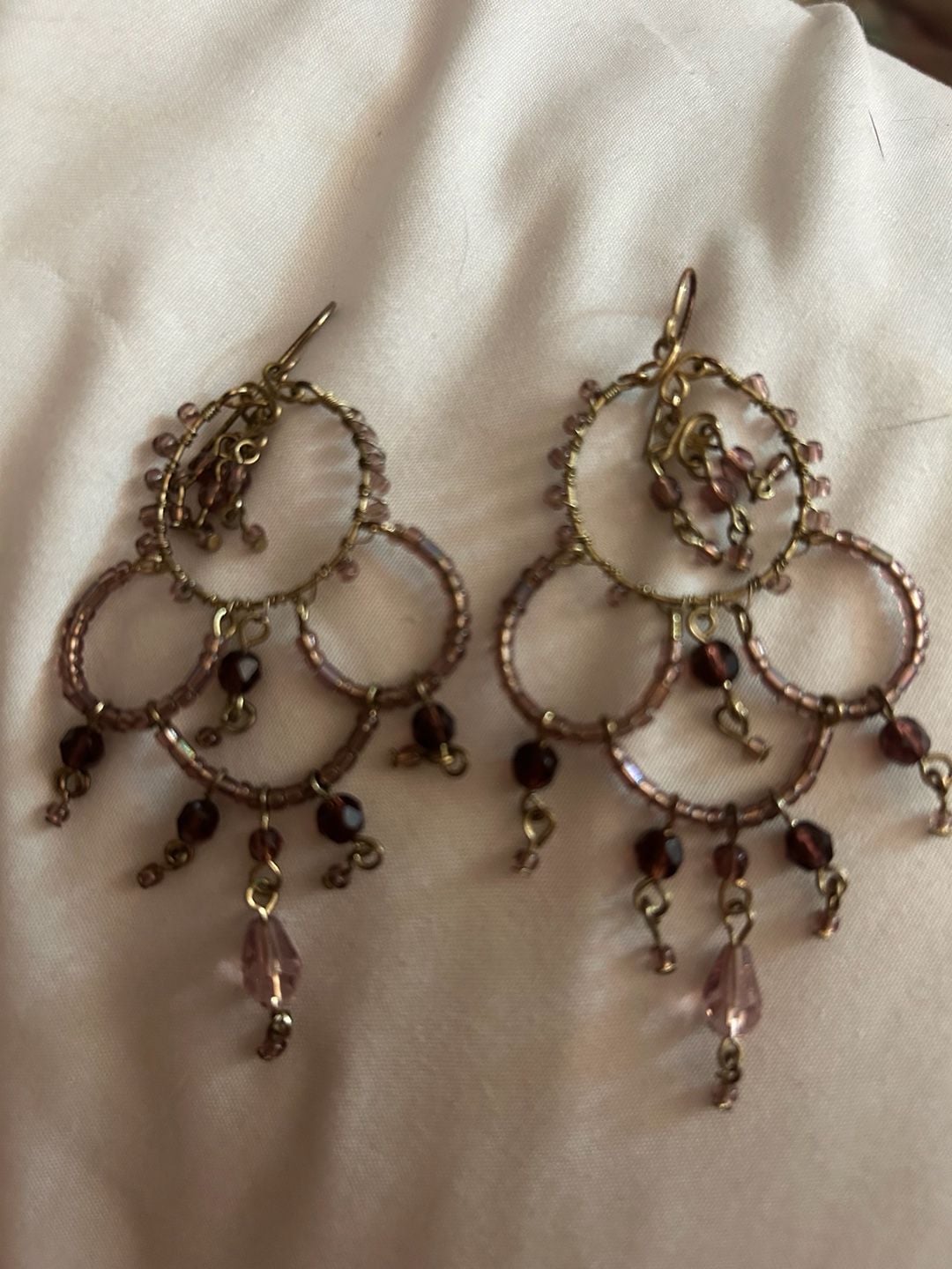 Vintage Gold-Tone Pink Beaded Chandelier Dangle Pierced Earrings 2