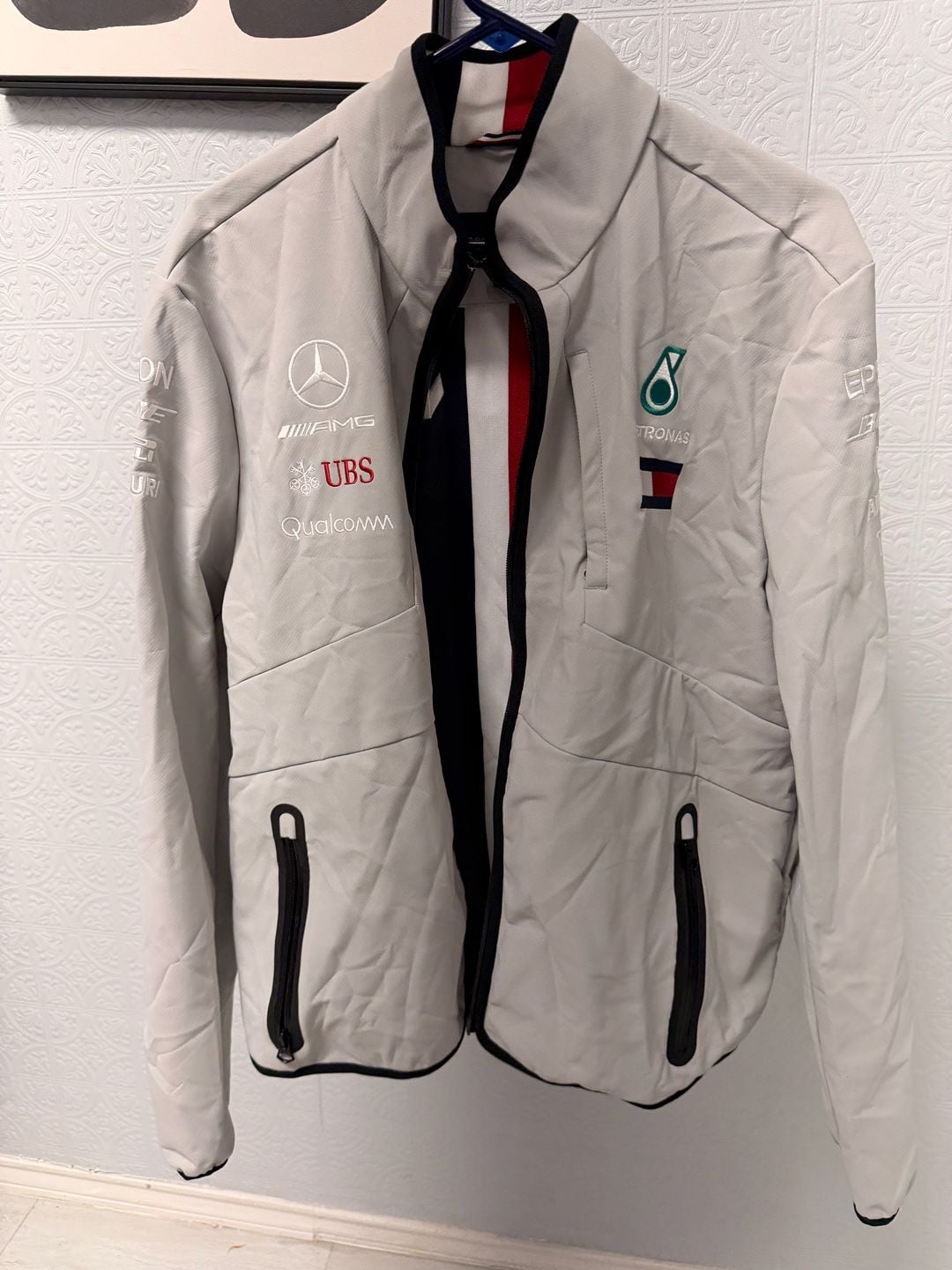Tommy Hilfiger Mercedes-AMG Petronas Motorsport Softshell Racing Jacket 2