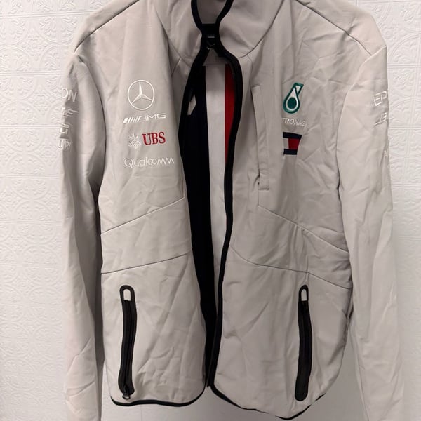 Tommy Hilfiger Mercedes-AMG Petronas Motorsport Softshell Racing Jacket