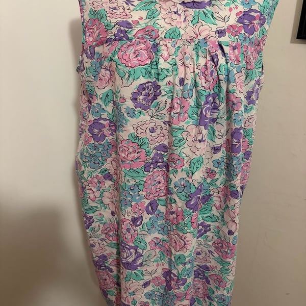 Vintage Floral Print Nightgown with Lace Trim