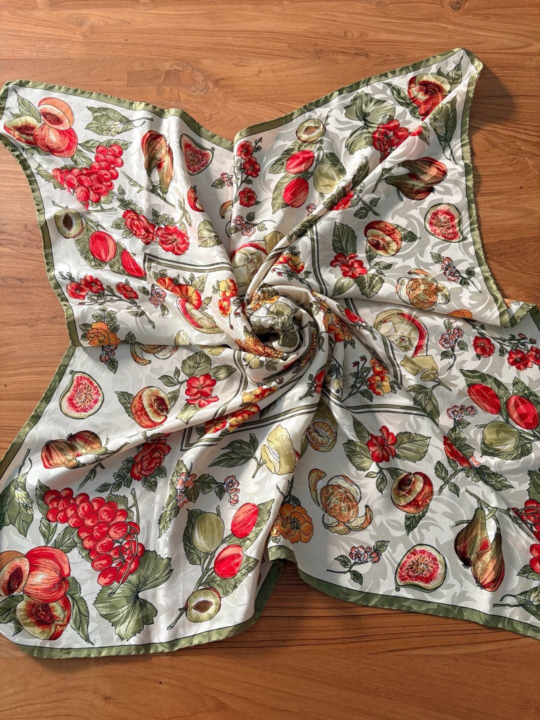 Vintage Fruit and Floral Print Decorative Square Scarf/Tablecloth 2