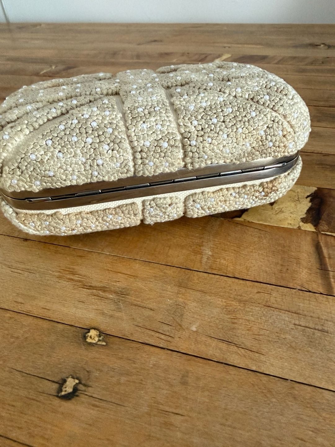 Alexander McQueen Britannia Skull Clutch Bag in Beige Knit with Pearl Embellishments 5