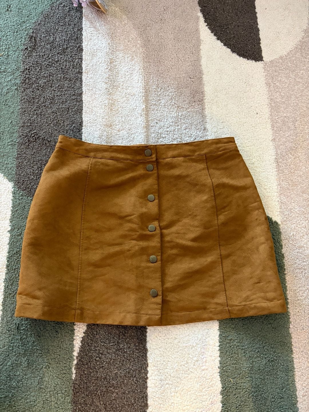 Old Navy Women's Faux Suede Button-Front Mini Skirt in Caramel Brown 2