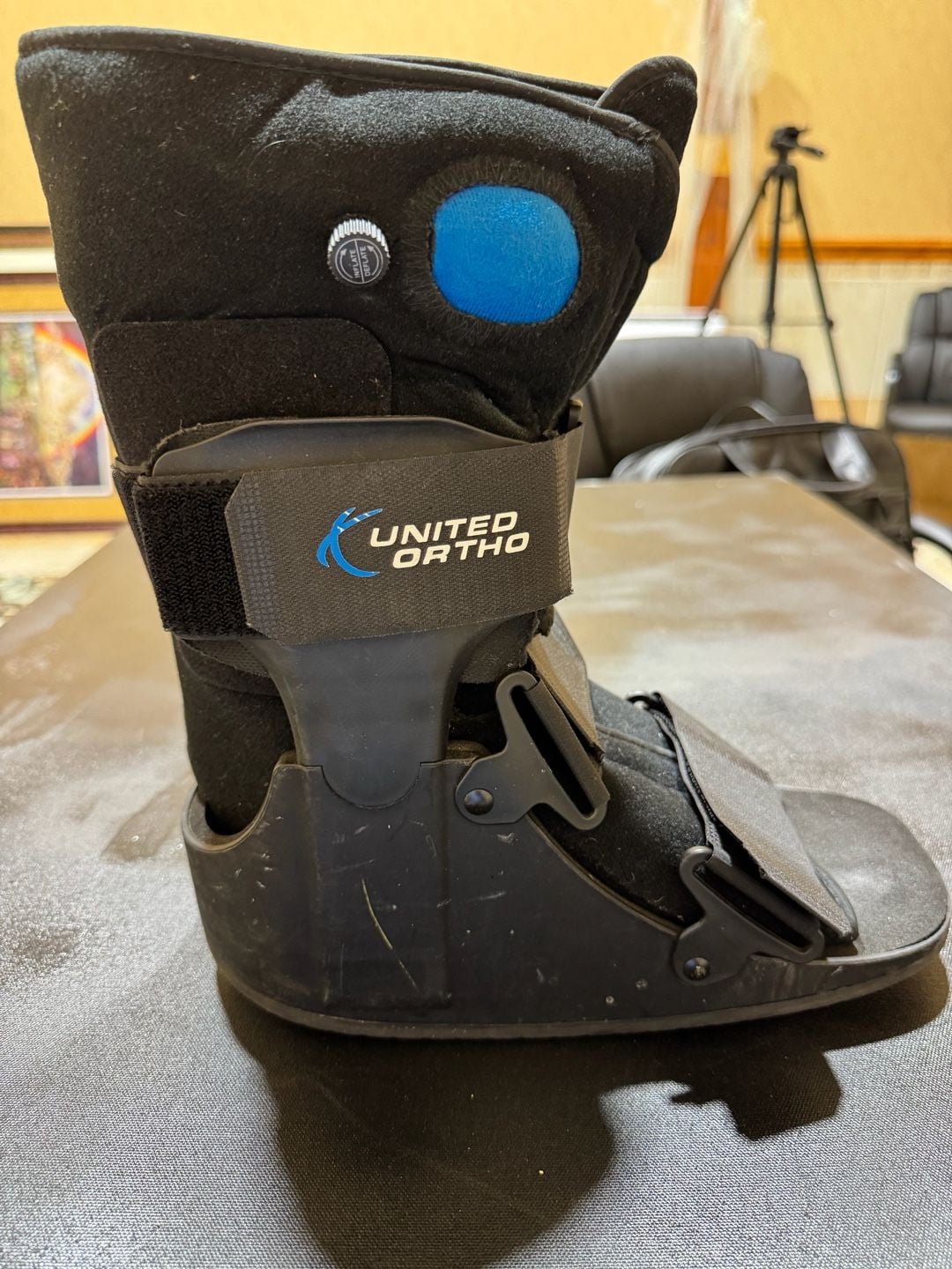 United Ortho USA14115 Short Air Cam Walker Fracture Boot, Black 5