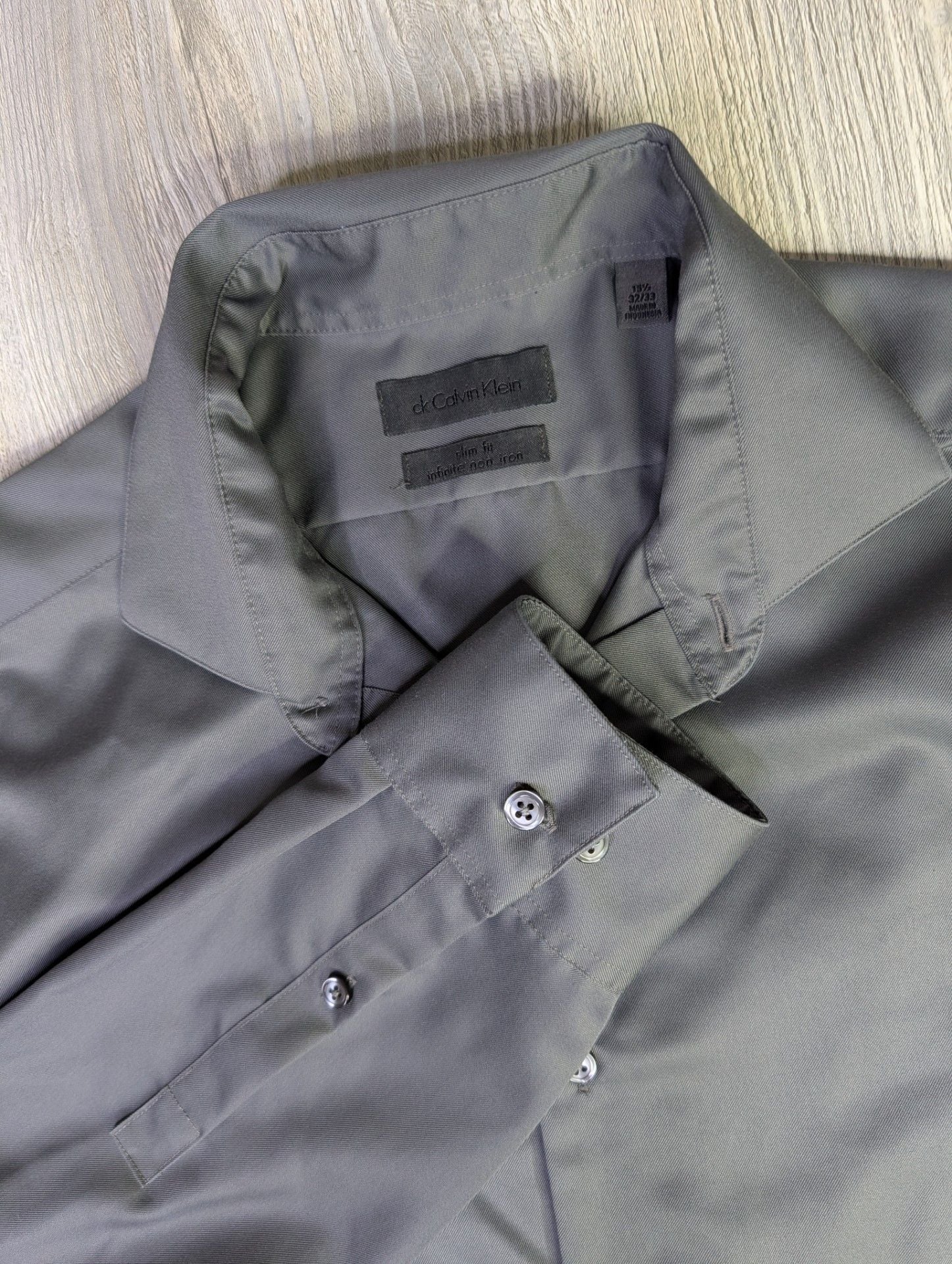 ck Calvin Klein Men's Slim Fit Infinite Non-Iron Dress Shirt Gray 16.5 32/33 2
