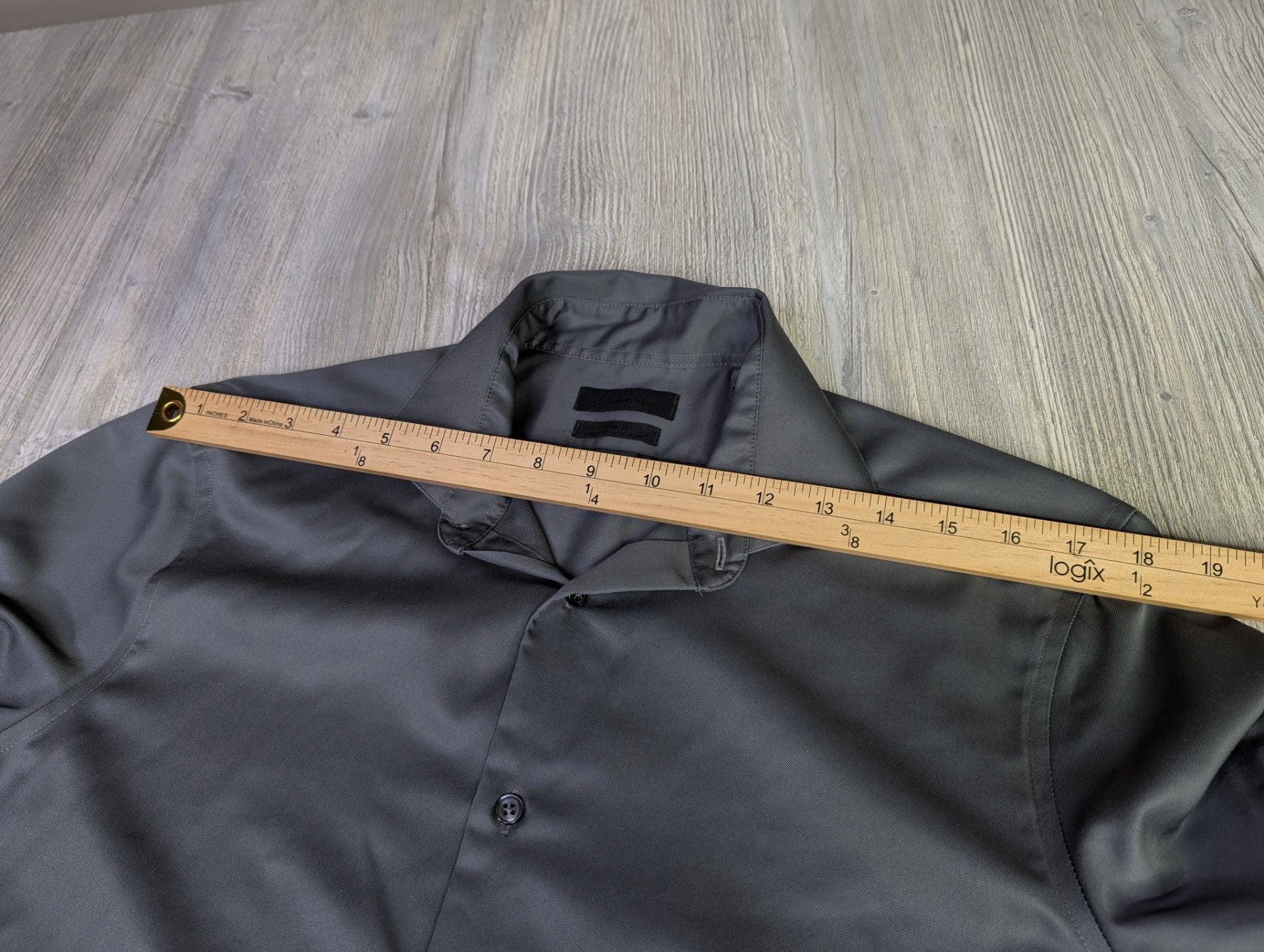 ck Calvin Klein Men's Slim Fit Infinite Non-Iron Dress Shirt Gray 16.5 32/33 9