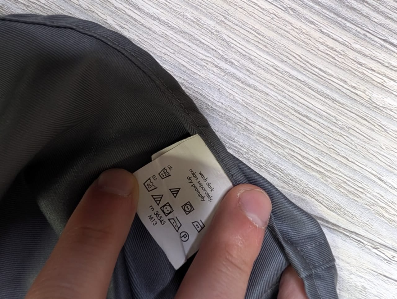 ck Calvin Klein Men's Slim Fit Infinite Non-Iron Dress Shirt Gray 16.5 32/33 10