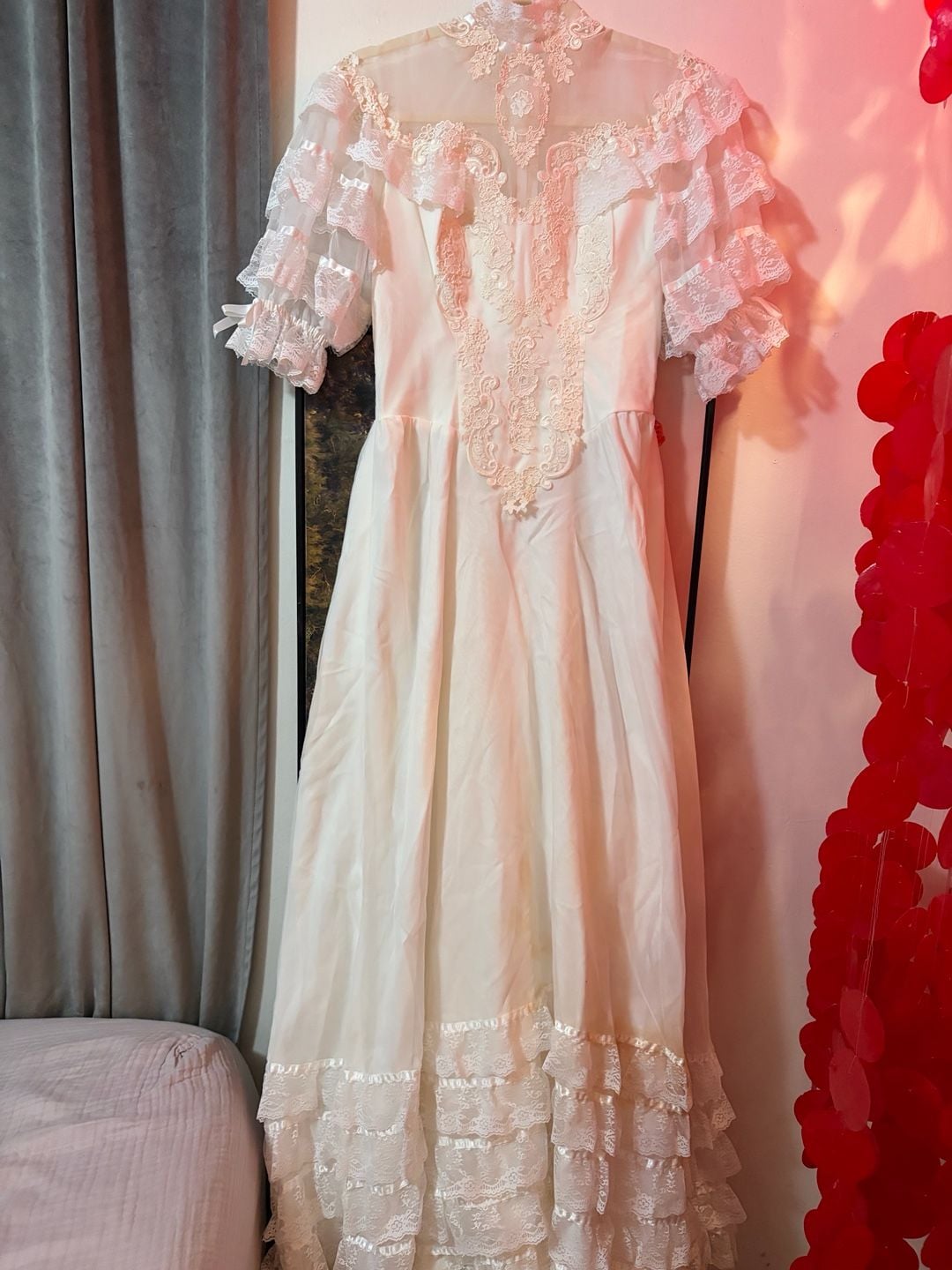 Vintage 1980s Victorian Style Lace Ruffle Tiered Wedding Dress 2