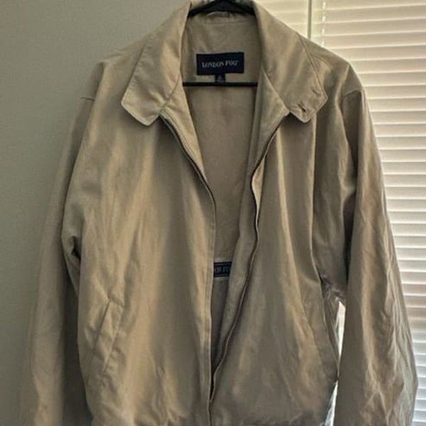 London Fog Men's Lightweight Full-Zip Windbreaker Jacket Beige