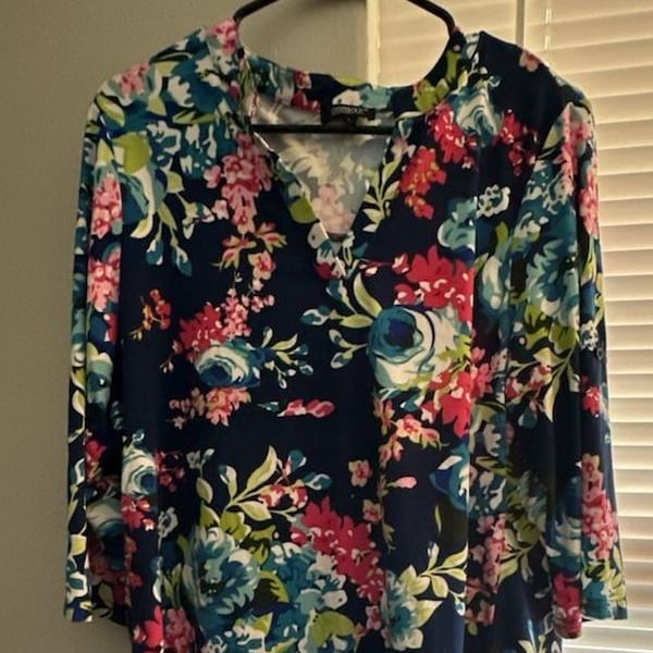 Othyroce Women's Floral Print V-Neck 3/4 Sleeve Tunic Top